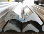 蘇州鋁型材擠壓生產過程中操作機器的五大注意事項